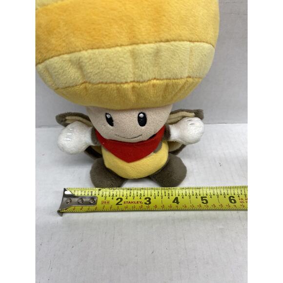 Super Mario Bros. U Yellow Toad Flying Squirrel 8" Plush San-Ei Nintendo 2013 - Picture 5 of 6